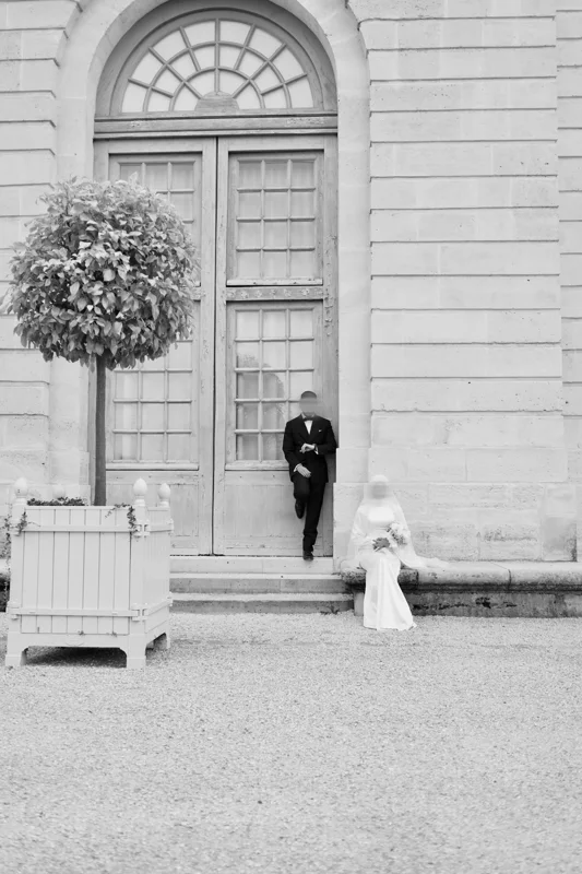 Les instants à deux — photographie de mariage IR STUDIO en noir et blanc