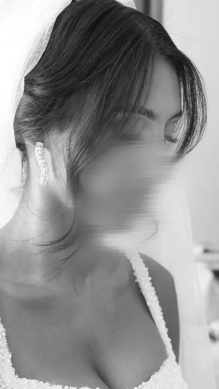 Avant le premier regard — photographie de mariage IR STUDIO en noir et blanc