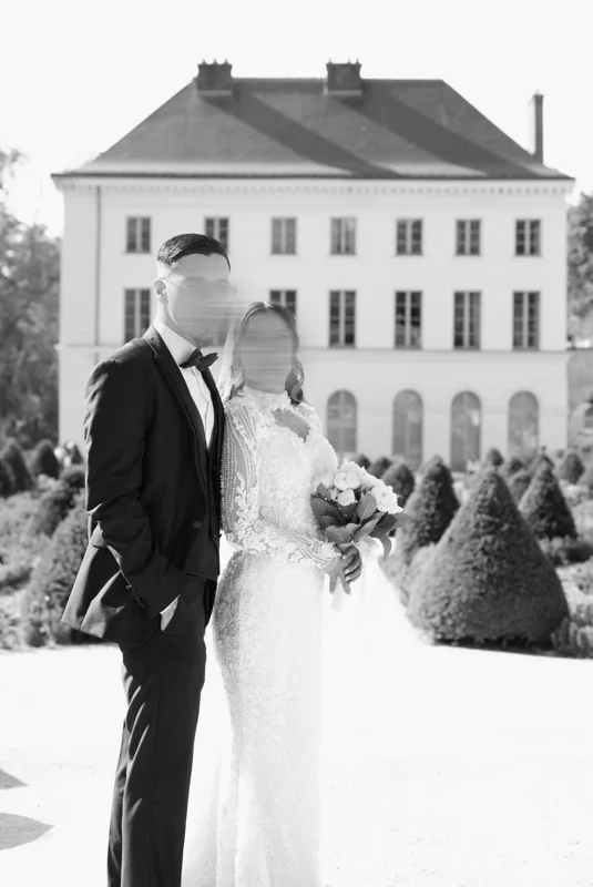 Les instants à deux — photographie de mariage IR STUDIO en noir et blanc